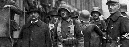 Navigating the Holocaust Through Story